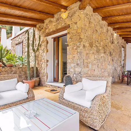 度假居 Mari Tertenìa